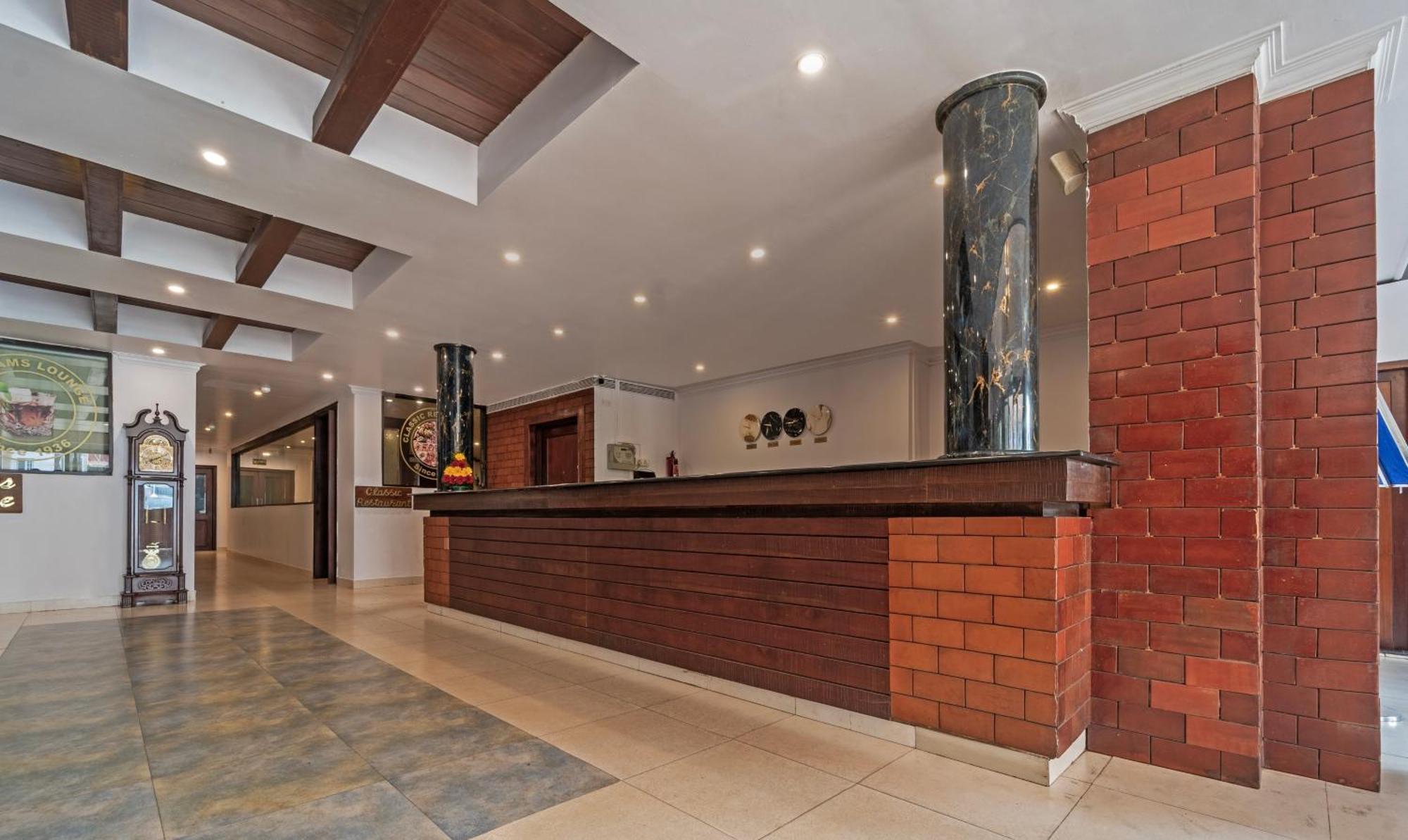 Treebo Central Thrissur Exterior foto